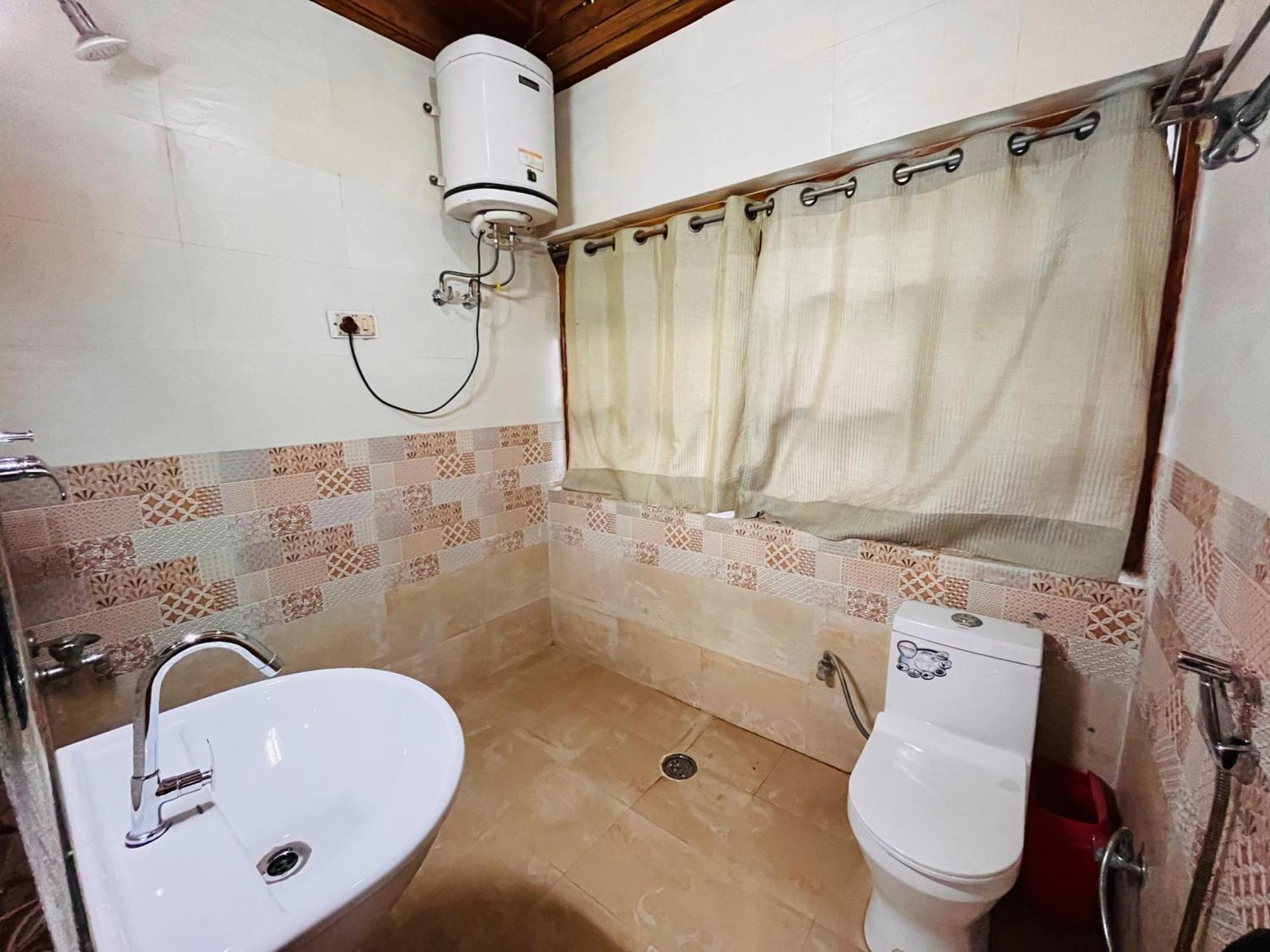 Himalayan River Mountain View 2 Bedrooms Cottage, Manali Exterior foto